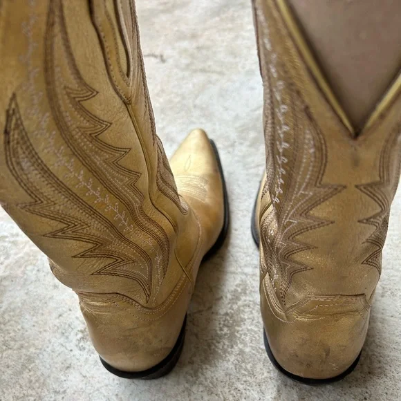 Ariat Women's Tailgate Gold Western Boots - Snip Toe SIZE 10 - Picture 2 of 7